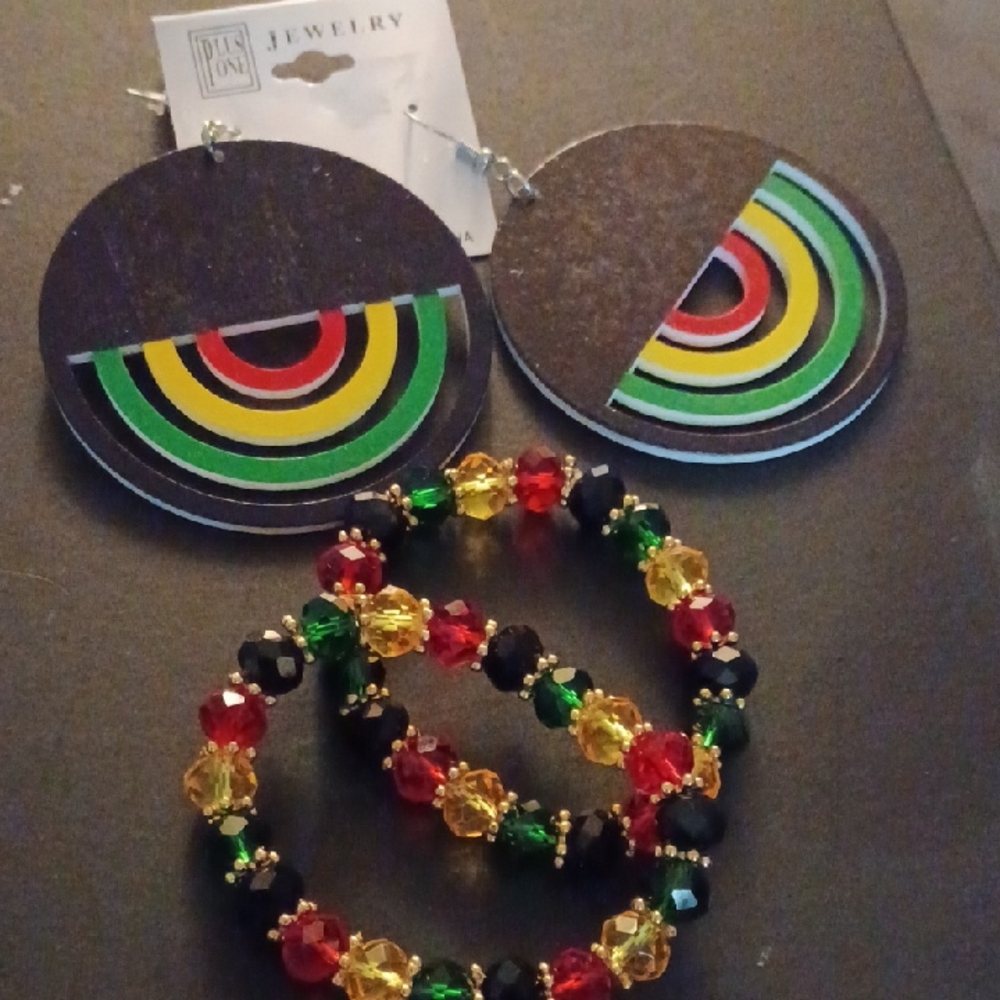 Colorful Beaded Bracelet and Earrings Set